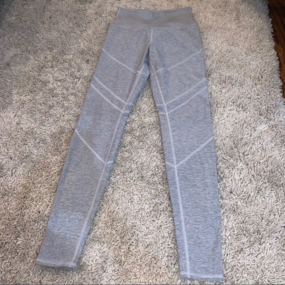 leggings size small